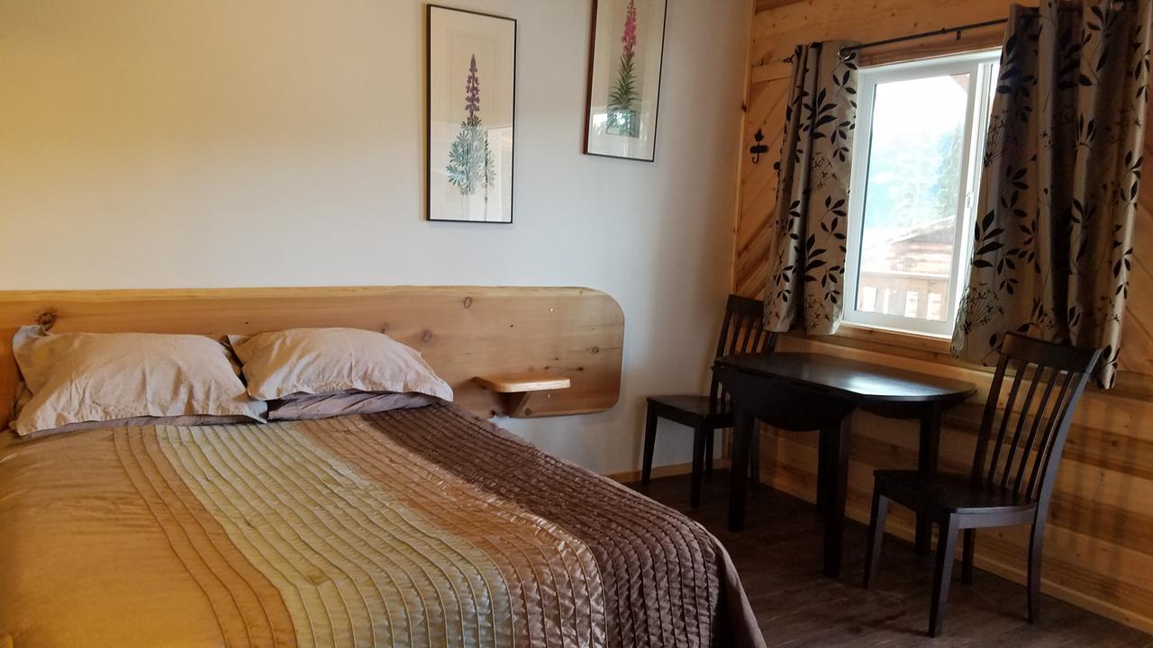 Iskut Red Goat Lodge المظهر الخارجي الصورة